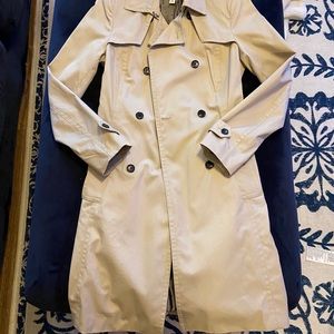 Banana Republic trench coat - womens